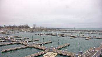 Weather camera view of Waukegan Harbor and Marina.