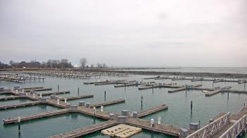 Weather camera view of Waukegan Harbor and Marina.
