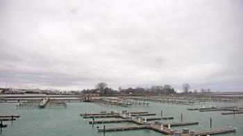 Weather camera view of Waukegan Harbor and Marina.