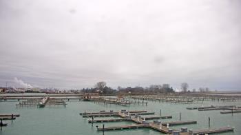Weather camera view of Waukegan Harbor and Marina.