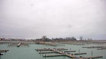 Weather camera view of Waukegan Harbor and Marina.