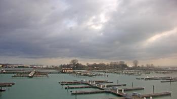 Weather camera view of Waukegan Harbor and Marina.