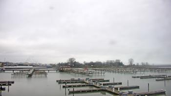 Weather camera view of Waukegan Harbor and Marina.