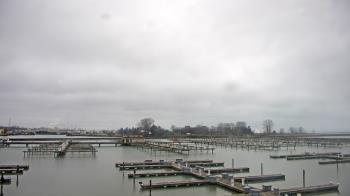 Weather camera view of Waukegan Harbor and Marina.