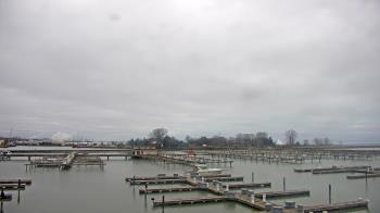 Weather camera view of Waukegan Harbor and Marina.