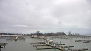 Weather camera view of Waukegan Harbor and Marina.