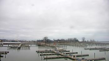 Weather camera view of Waukegan Harbor and Marina.