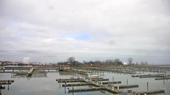 Weather camera view of Waukegan Harbor and Marina.