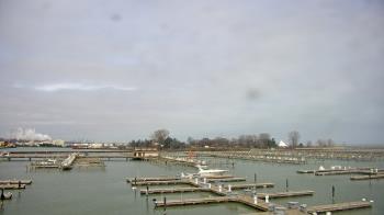 Weather camera view of Waukegan Harbor and Marina.