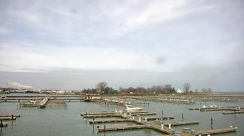 Weather camera view of Waukegan Harbor and Marina.