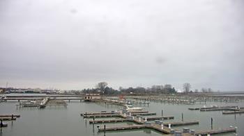 Weather camera view of Waukegan Harbor and Marina.