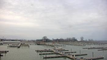 Weather camera view of Waukegan Harbor and Marina.