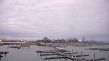 Weather camera view of Waukegan Harbor and Marina.