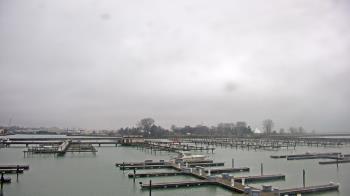 Weather camera view of Waukegan Harbor and Marina.