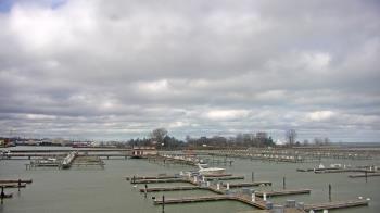 Weather camera view of Waukegan Harbor and Marina.