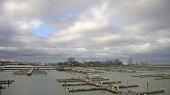 Weather camera view of Waukegan Harbor and Marina.