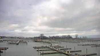Weather camera view of Waukegan Harbor and Marina.