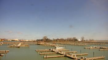 Weather camera view of Waukegan Harbor and Marina.