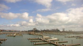 Weather camera view of Waukegan Harbor and Marina.