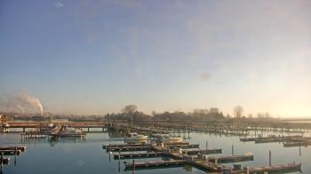 Weather camera view of Waukegan Harbor and Marina.