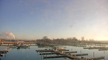 Weather camera view of Waukegan Harbor and Marina.