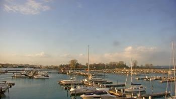Weather camera view of Waukegan Harbor and Marina.