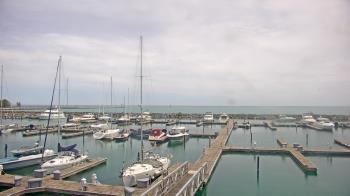 Weather camera view of Waukegan Harbor and Marina.