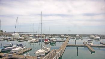 Weather camera view of Waukegan Harbor and Marina.