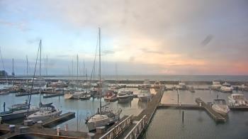 Weather camera view of Waukegan Harbor and Marina.