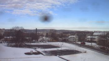Weather camera view of Heights Murray ES.