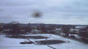 Weather camera view of Heights Murray ES.