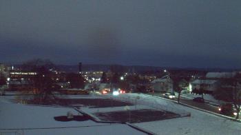 Weather camera view of Heights Murray ES.