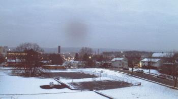 Weather camera view of Heights Murray ES.