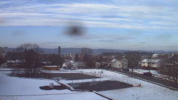 Weather camera view of Heights Murray ES.