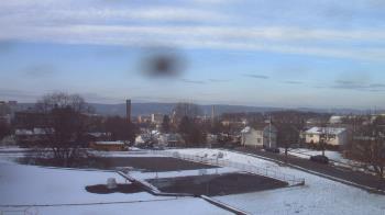 Weather camera view of Heights Murray ES.