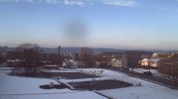 Weather camera view of Heights Murray ES.