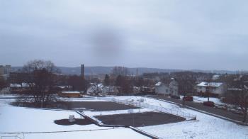 Weather camera view of Heights Murray ES.