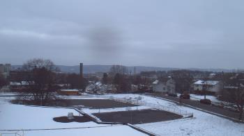Weather camera view of Heights Murray ES.