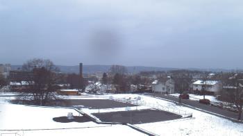 Weather camera view of Heights Murray ES.