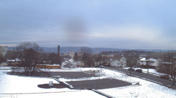 Weather camera view of Heights Murray ES.