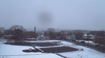 Weather camera view of Heights Murray ES.