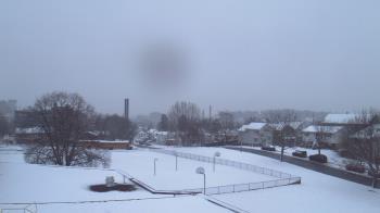 Weather camera view of Heights Murray ES.
