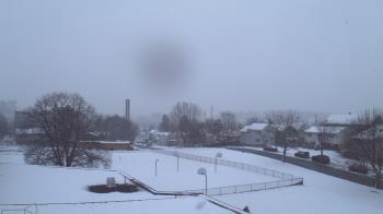 Weather camera view of Heights Murray ES.
