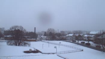 Weather camera view of Heights Murray ES.