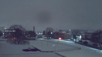 Weather camera view of Heights Murray ES.