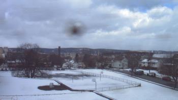 Weather camera view of Heights Murray ES.