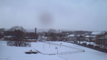 Weather camera view of Heights Murray ES.