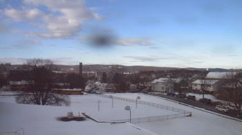 Weather camera view of Heights Murray ES.