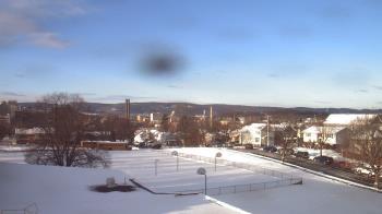 Weather camera view of Heights Murray ES.