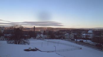 Weather camera view of Heights Murray ES.